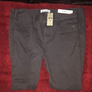 SOLD!!!New Loft Jean Legging